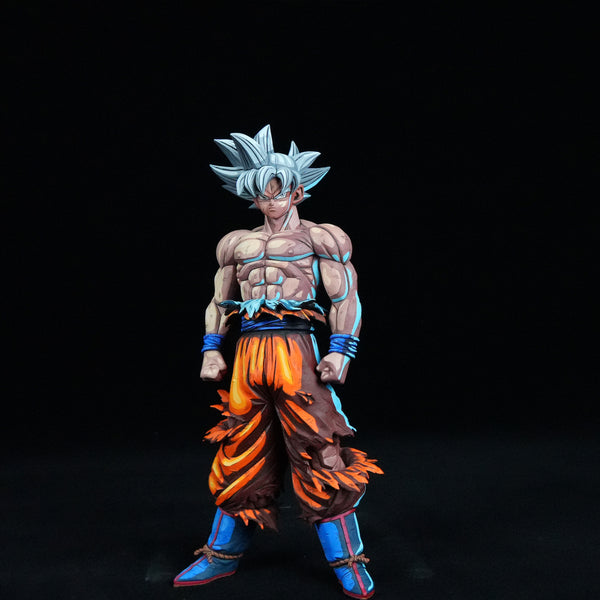 Gros Ultra Instinct Goku Custom Edition Figure